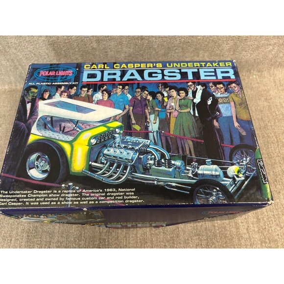 Carl Casper's Undertaker Dragster by Polar Lights  #5014 Model Kit - Picture 1 of 9